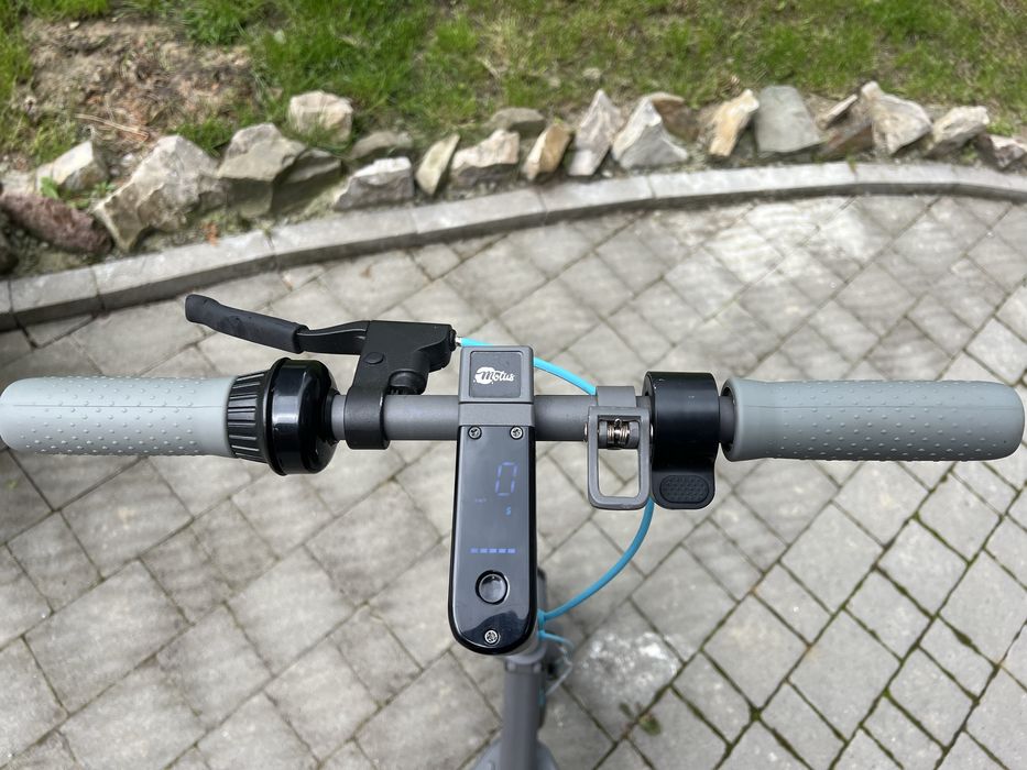 Електросамокат Motus Scooty 10(Ninebot G30 Max)