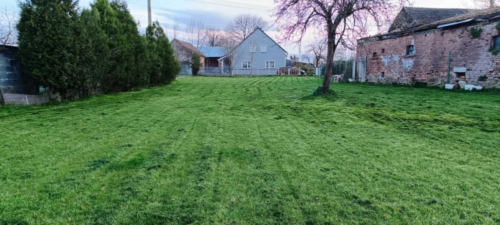 Działka budowlana 1021 m² – Miłocice, ogrodzona, wszystkie media