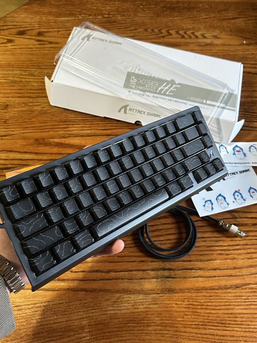 Attack shark X68HE на магнітних перемикачах RGB