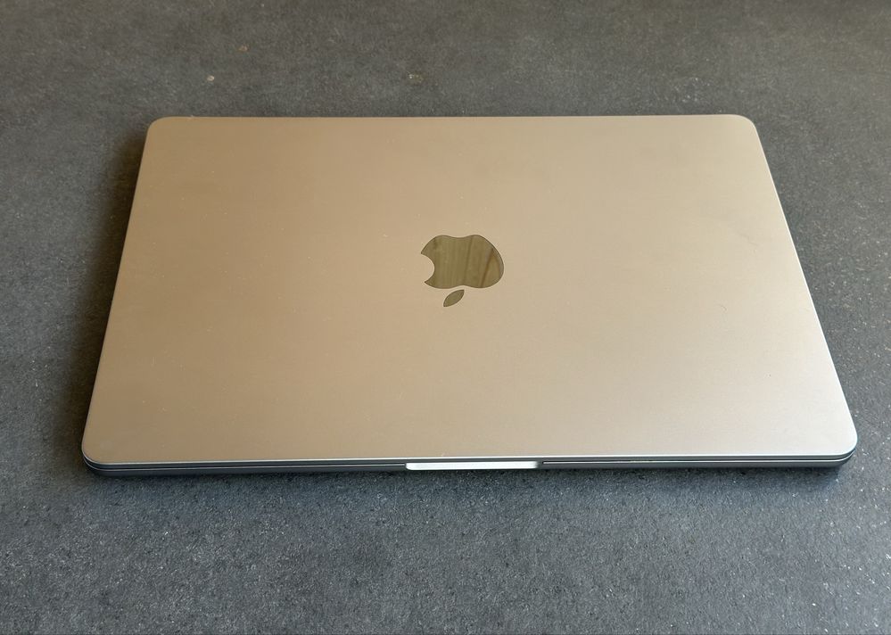 Macbook air m2 A2681 ідеальний стан