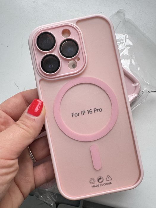 Чохол на айфон 16про