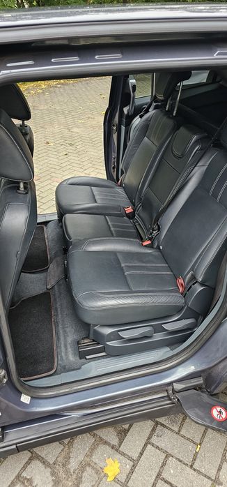 Sprzedam Ford Grand C-Max 2011 r  1.6 T 150 km  Lpg Możliwa zamiana.