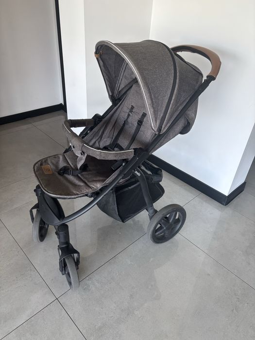 Sprzedam Wózek lionelo