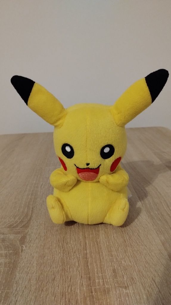 Maskotka Pokemon Pikachu