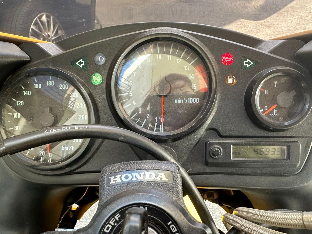 Honda CBR 600 f4