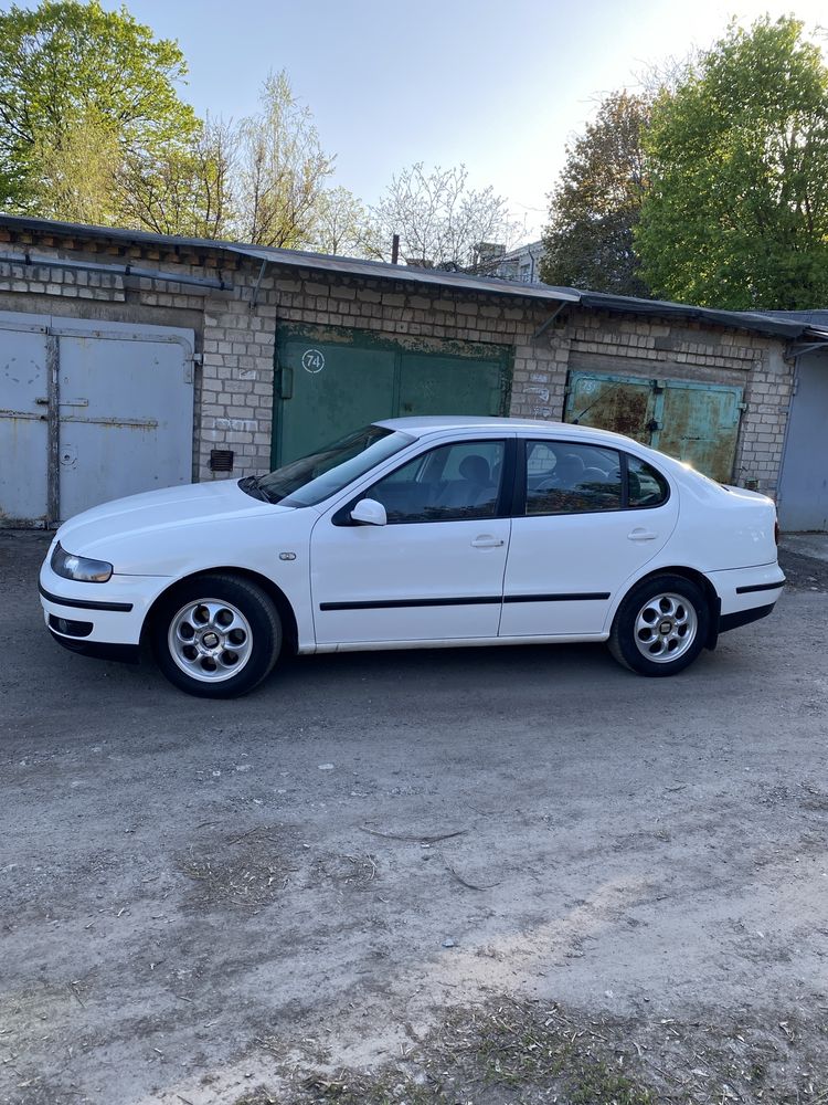 Seat Toledo дизель 1.9 TDI 2001 рік в хорошому стані
