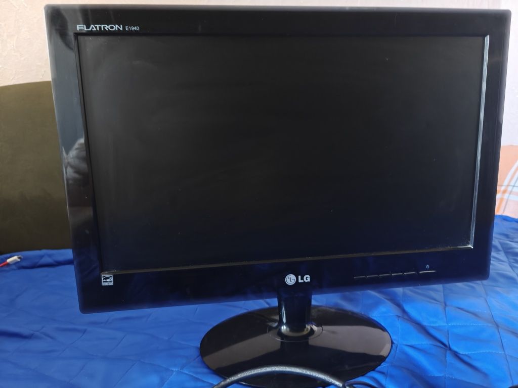 Монітор 18.5" LG Electronics Flatron E1940