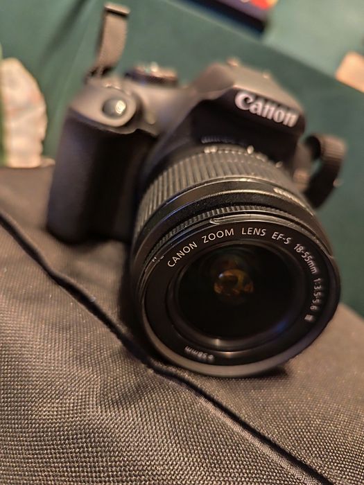 Super Okazja . Lustrzanka Canon EOS 2000D