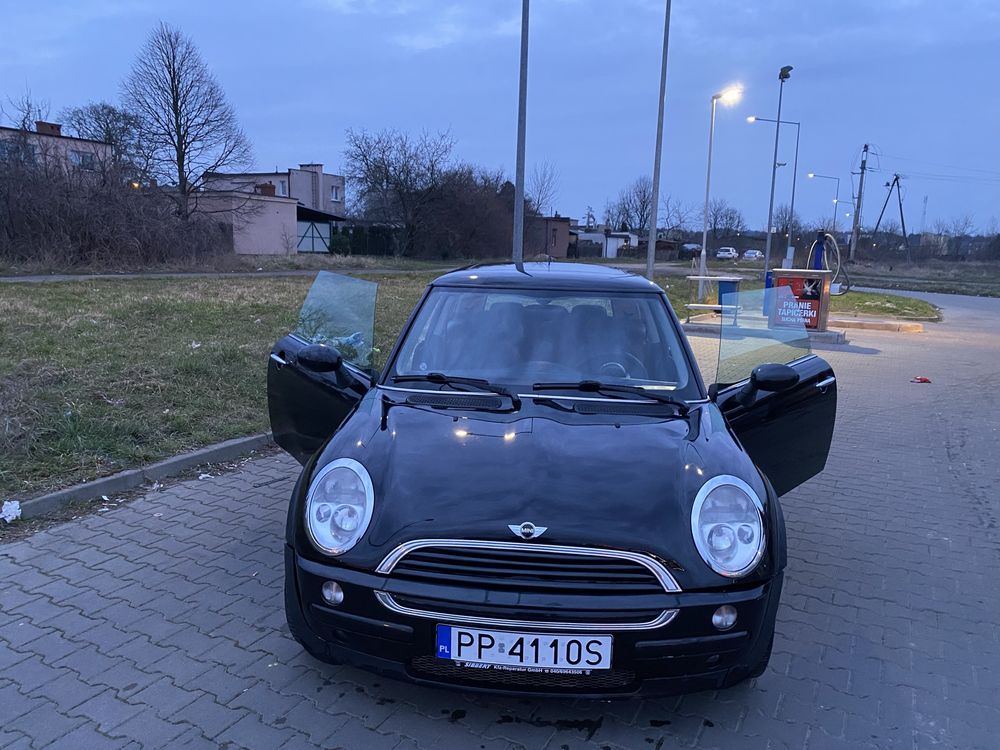 Mini Cooper r50 1.6 116 km