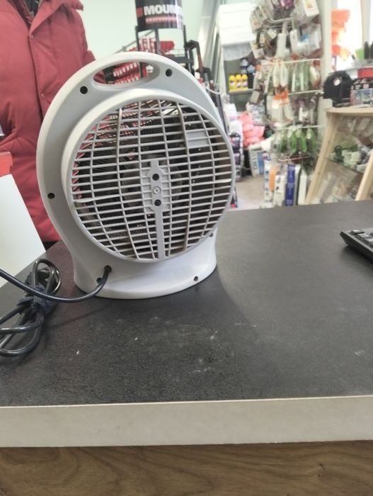 Продам тепло вентилятор