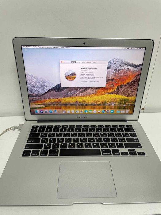 Ноутбук APPLE MacBook Air 13" 2017р. A1466 Core i5/RAM8GB/SSD256GB