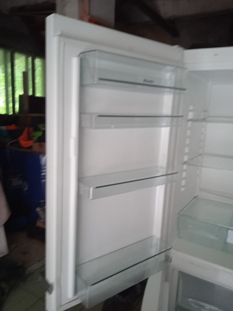 Продам холодильник з німетчини
