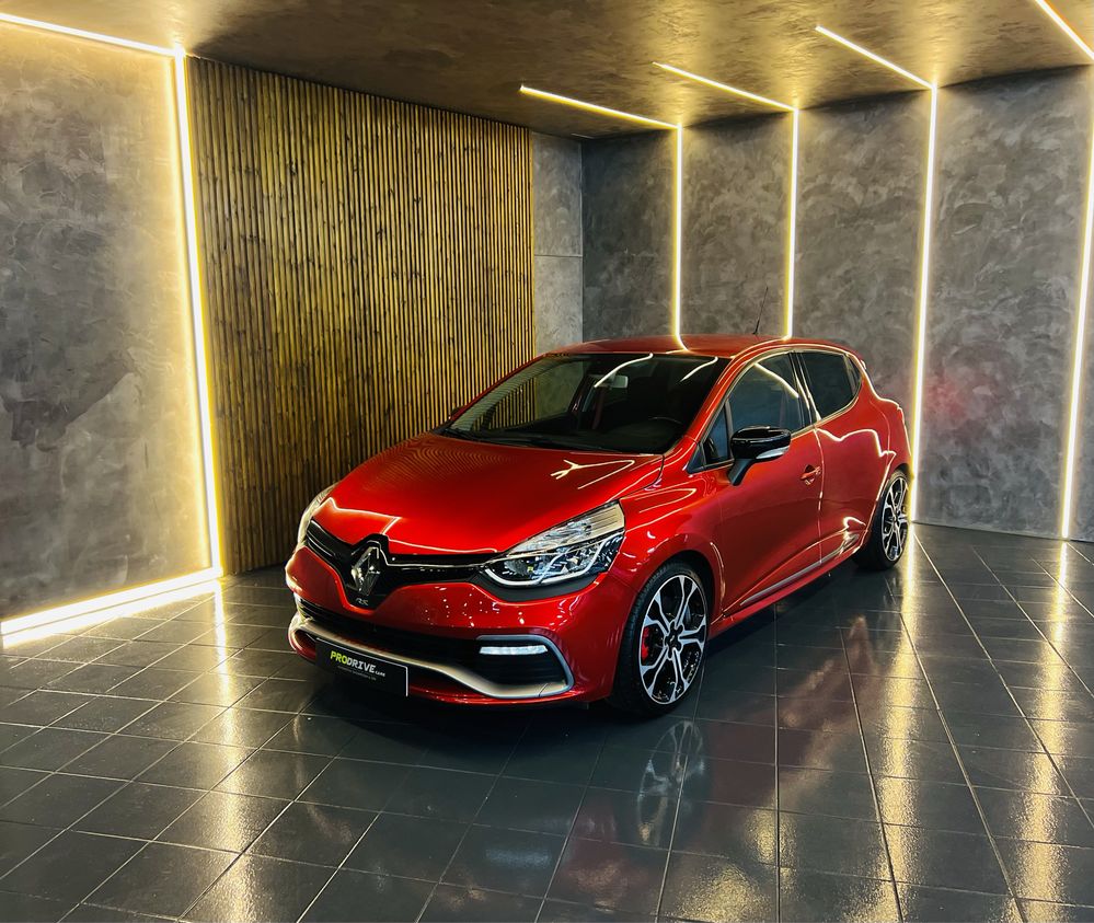 Renault Clio RS IV Trophy EDC 220cv - nunerado