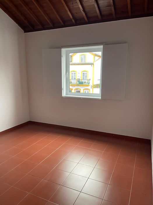 Arrenda-se Apartamento T1-Biscoitos