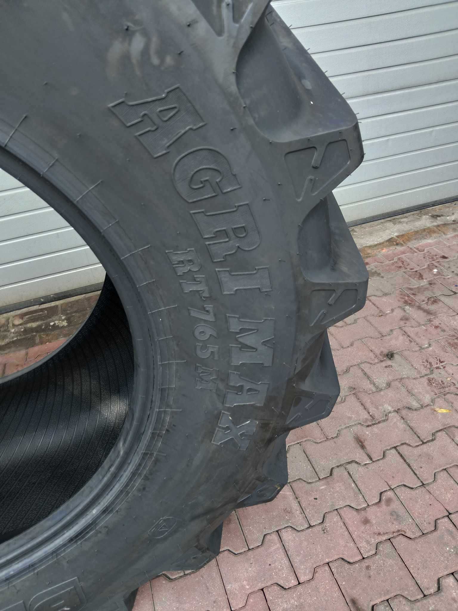 Opona 710/70R38 BKT AGRIMAX RT765M