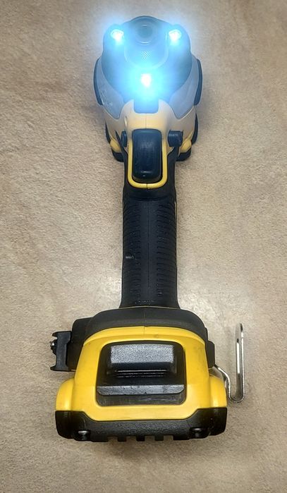 Zakretarka udarowa DeWalt DCF 850