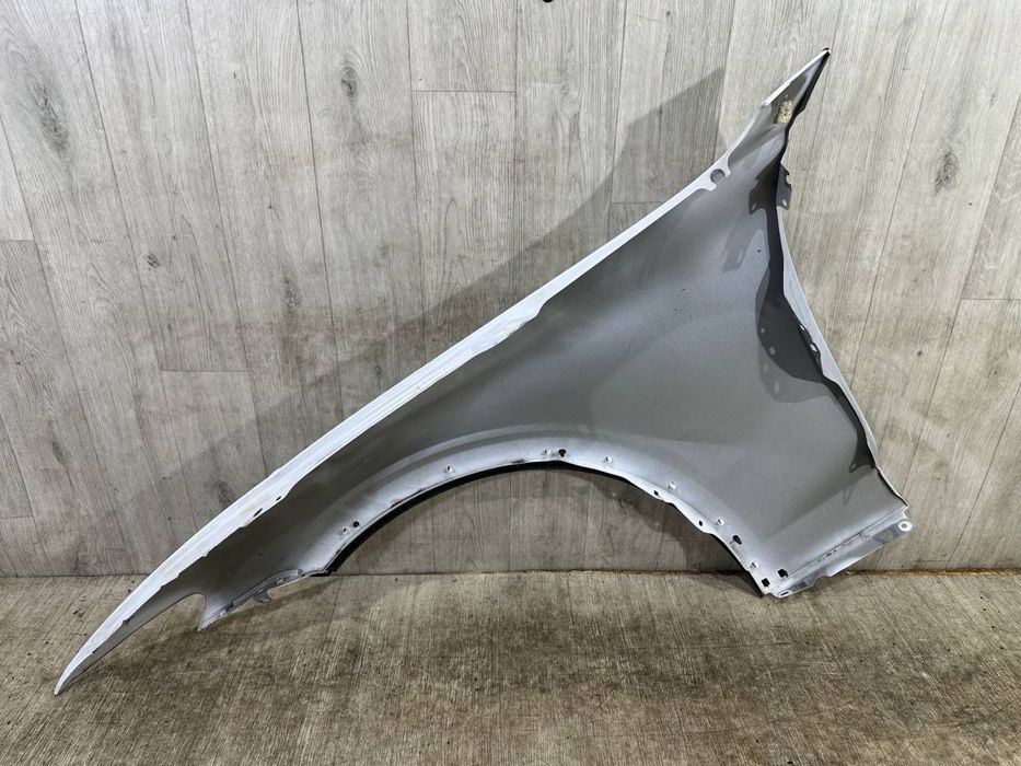 Крыло перднее правое Volvo V60 CC ( 2018 - 2024 г. ) 31651318