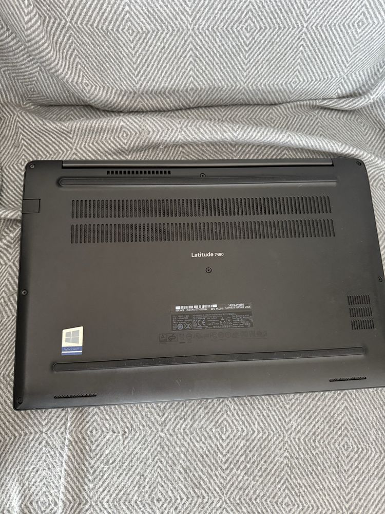 Laptop Dell 7420 i5, 16GB ram