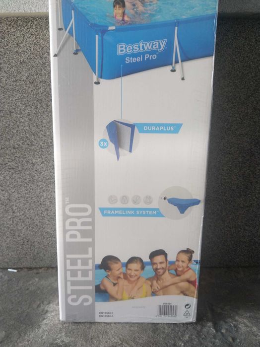 HIT Basen stelażowy 300 x 201 x 66 na stelażu prostokątny KURIER