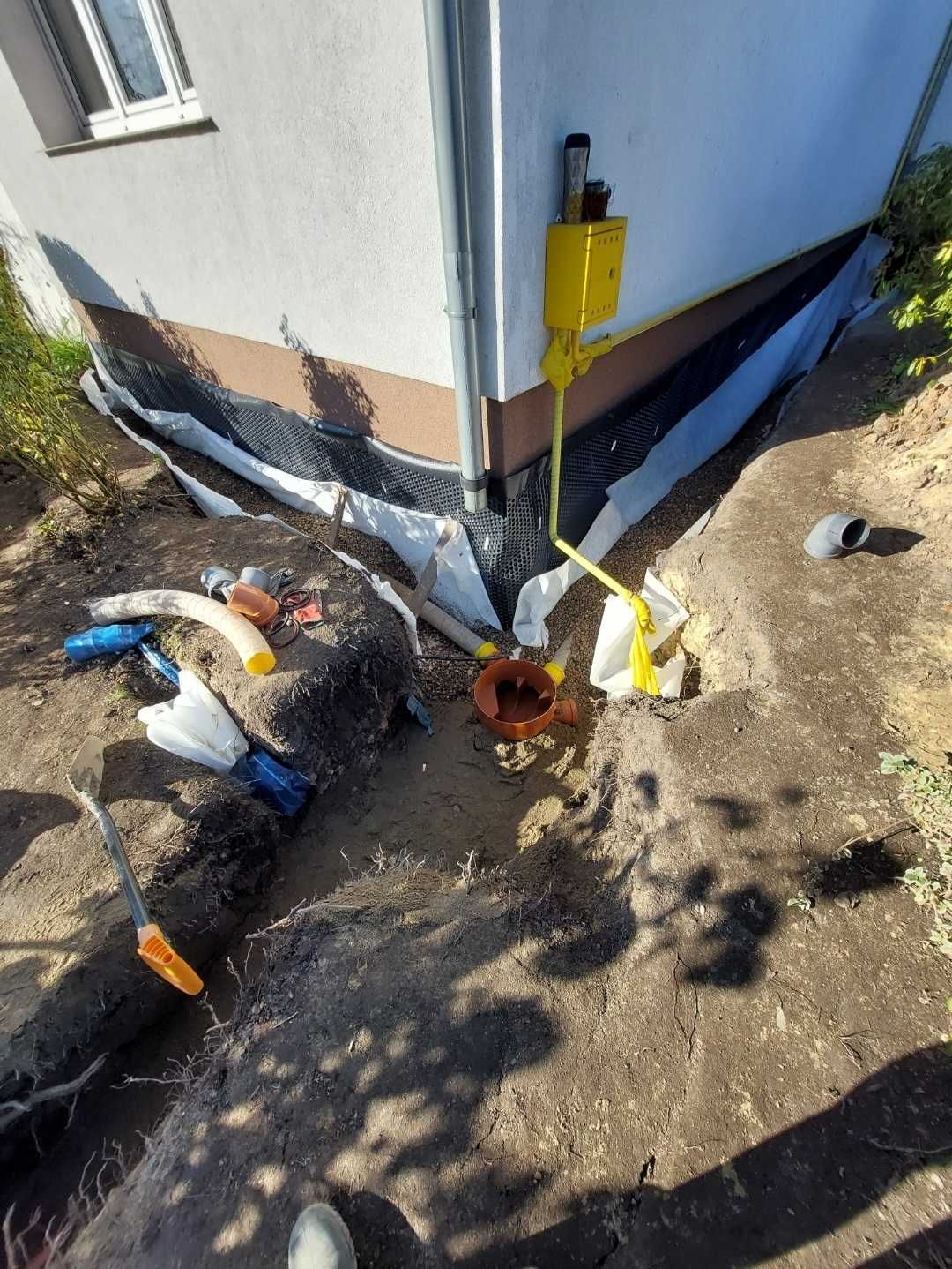 usługi ziemne-minikoparka,przyłącza,szambo,ogrodzenia,