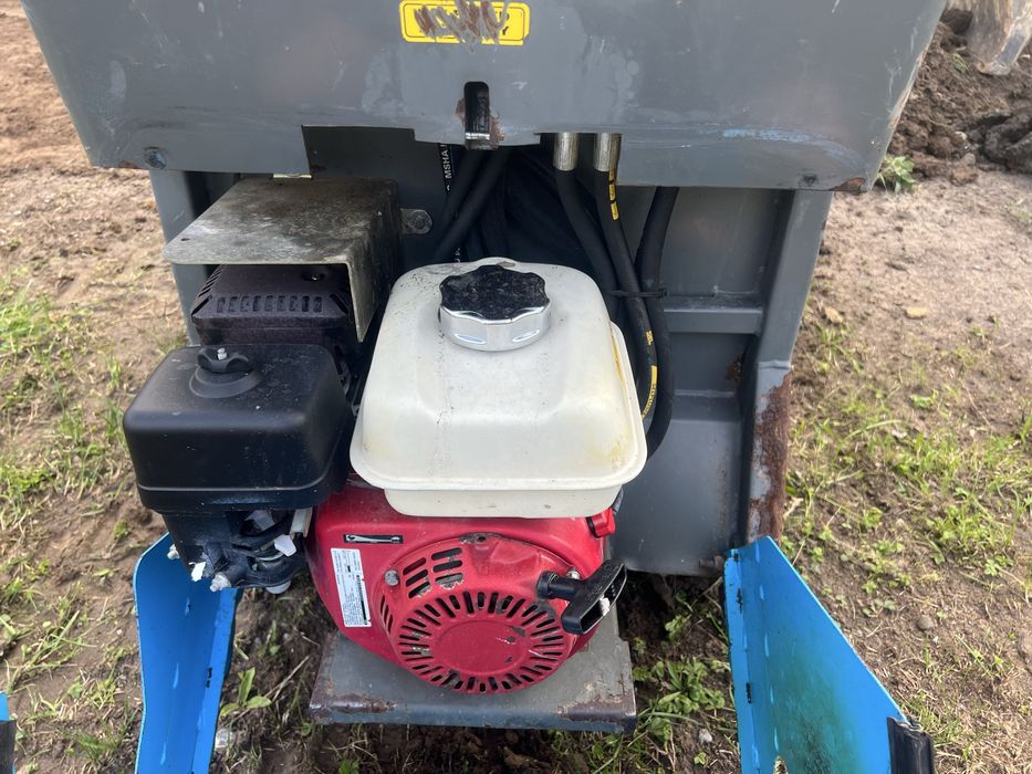 Messersi Wozidło budowlane taczka na gasniecach spalinowa thwaites jcb