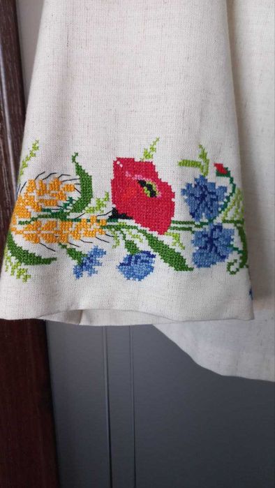 Вишиванка жіноча, вишита сорочка