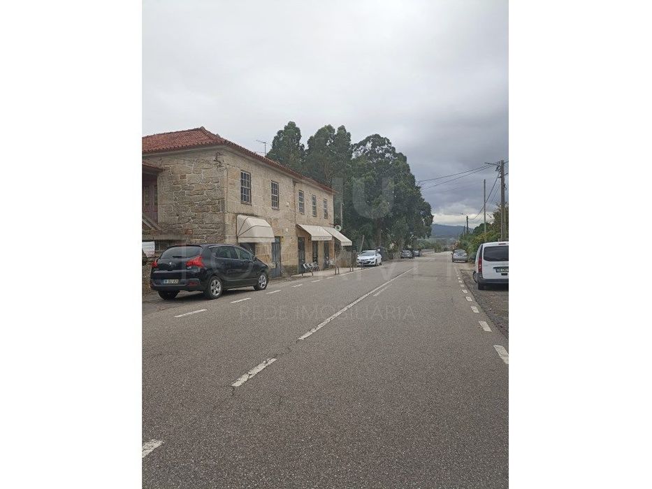 Moradia para Restauro em Barbeita - Monção