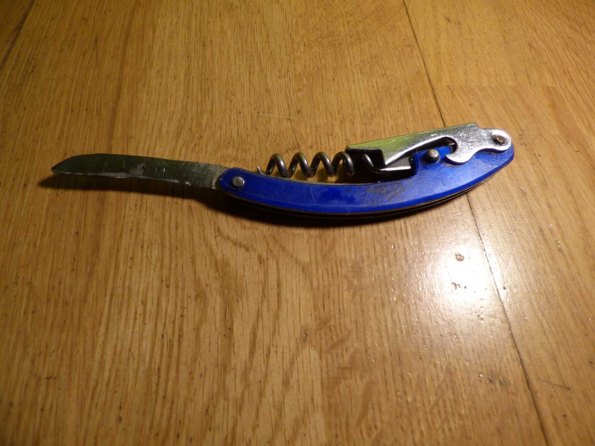 stary francuski  nożyk , stary scyzoryk z otwieraczem i korkociągiem