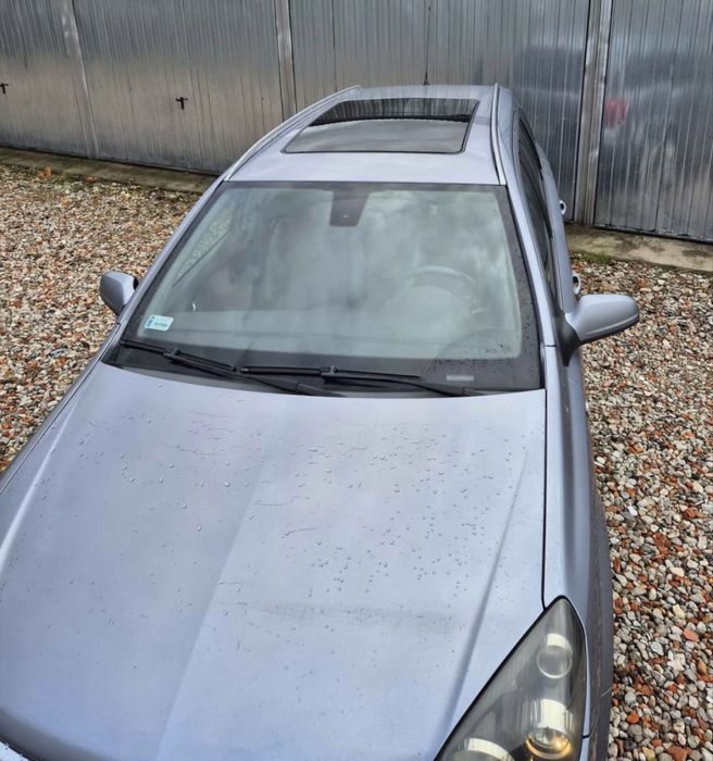 Opel Astra H z dachem panoramicznym