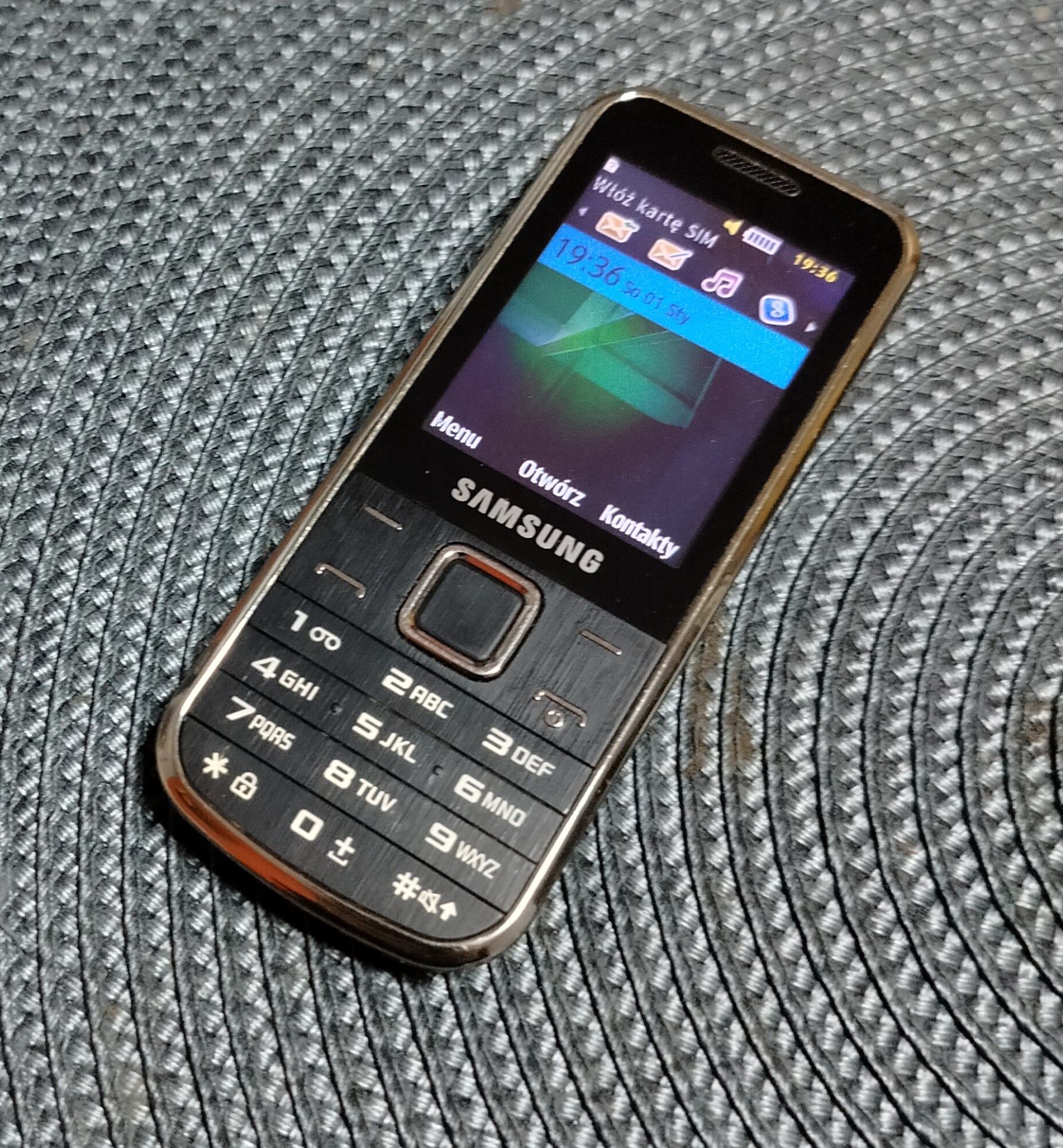 Telefon Samsung GT-C3530