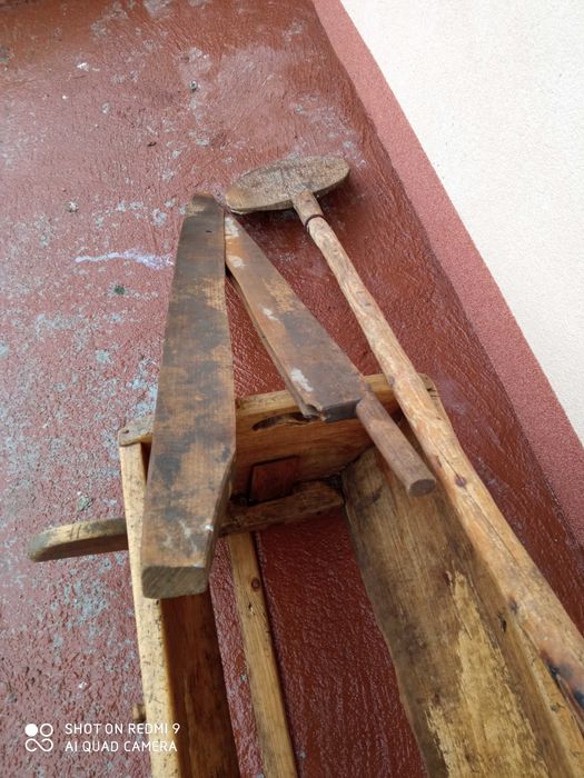 Stary kredens z lat 50 stara kołyska 1930