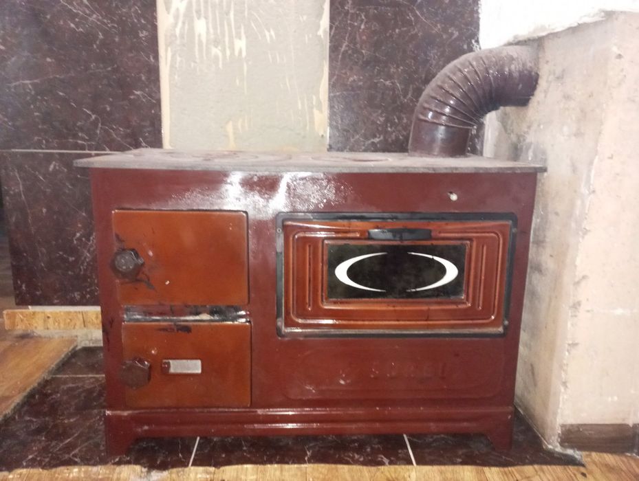 Продаж теплого будинку