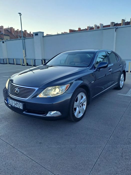 Lexus LS Lexus LS 460 V8 President