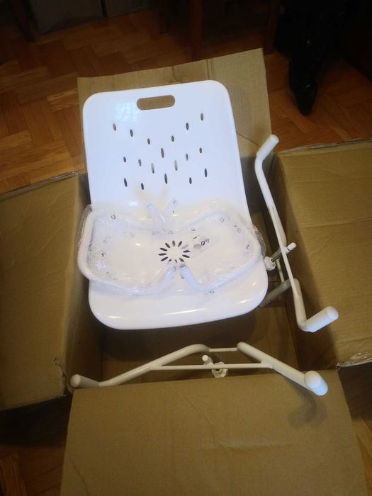 Fotel obrotowy na wannę, nakładka na wannę dla seniora