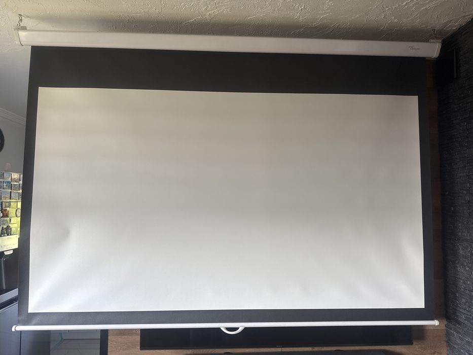 OPTOMA Ekran ręczny do projektora 92" 16:9