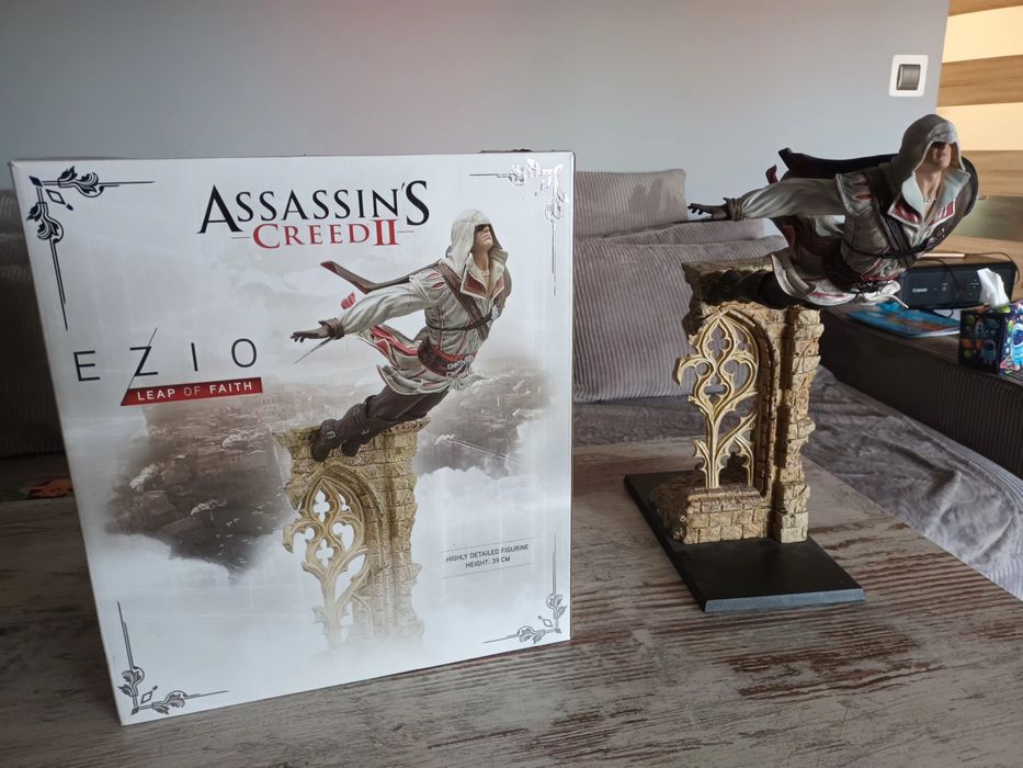 Assassins Creed 2 Ezio Leap of Faith Figurka