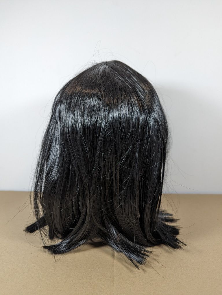 Peruka damska bob z grzywką brunetka czarna krótkie włosy ok 30 cm