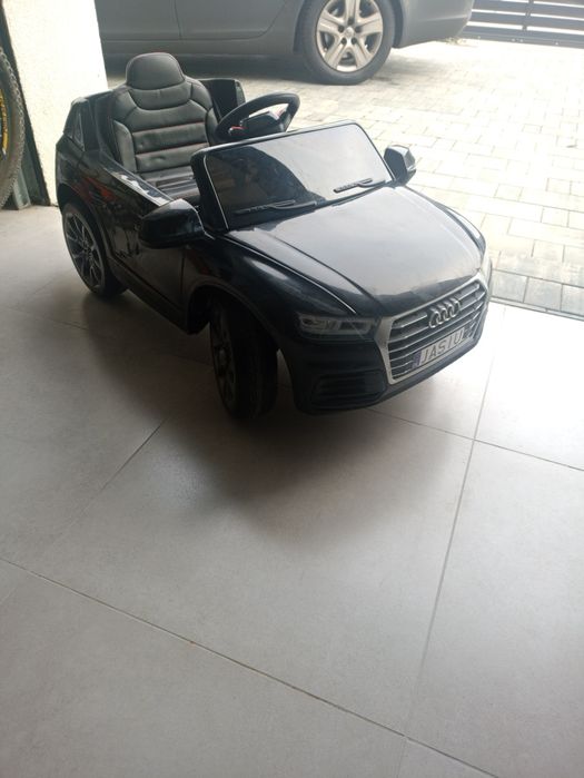 Samochodzik na akumulator