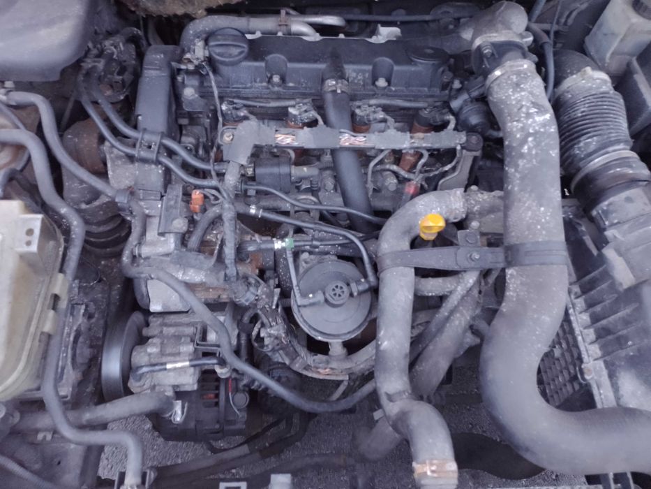 Citroen c5 anglik silnik 2,0 hdi  sprawny jeżdżacy czarny na Wrak RACE