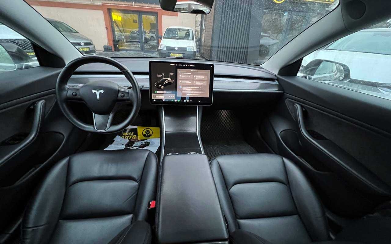 Tesla Model 3 2018