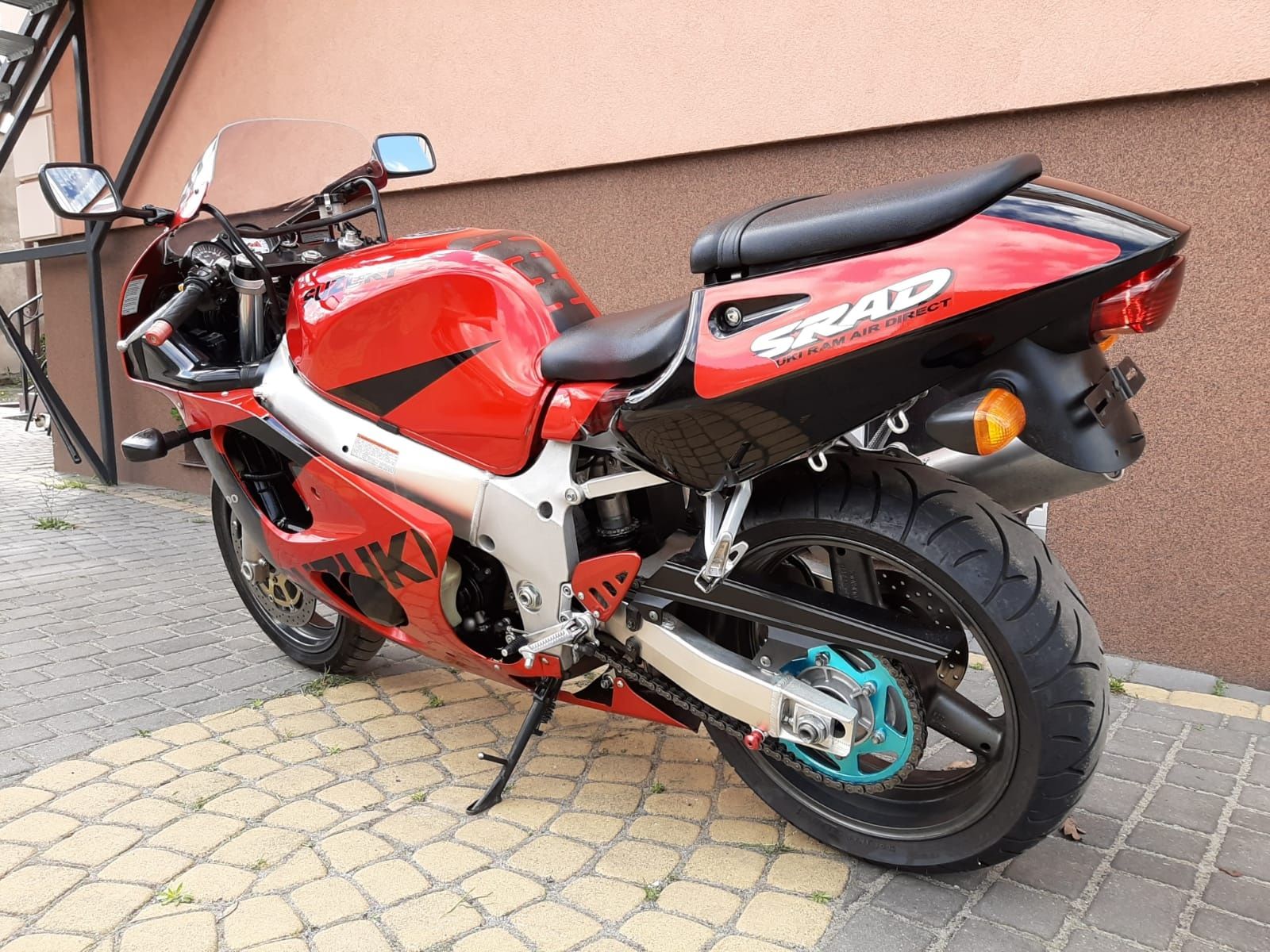 Suzuki GSX-R 600 SRAD super stan