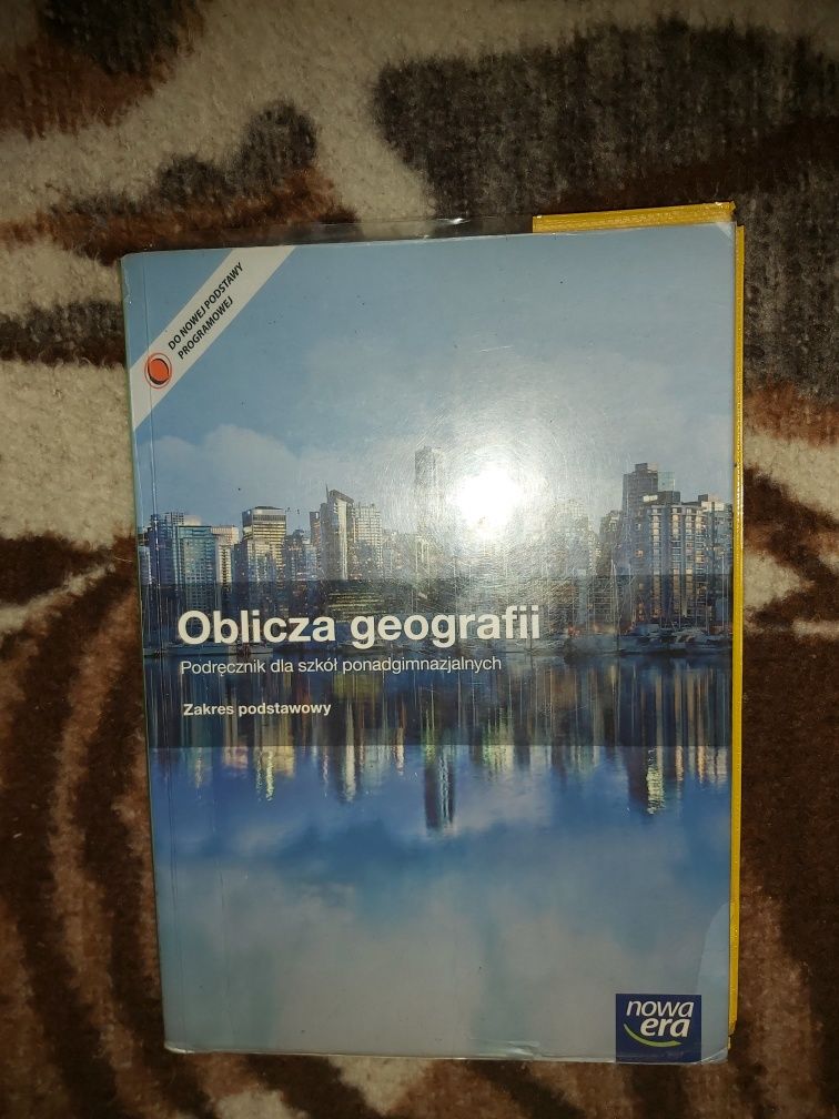 OBLICZA GEOGRAFII. Zakres Podstawowy - Podręcznik (Geografia)