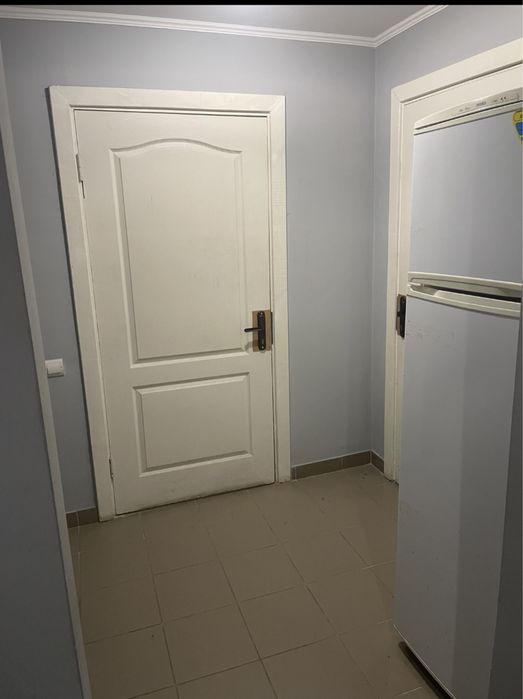 Ангар з офісними приміщеннями . Вул.С.Крушельницької .