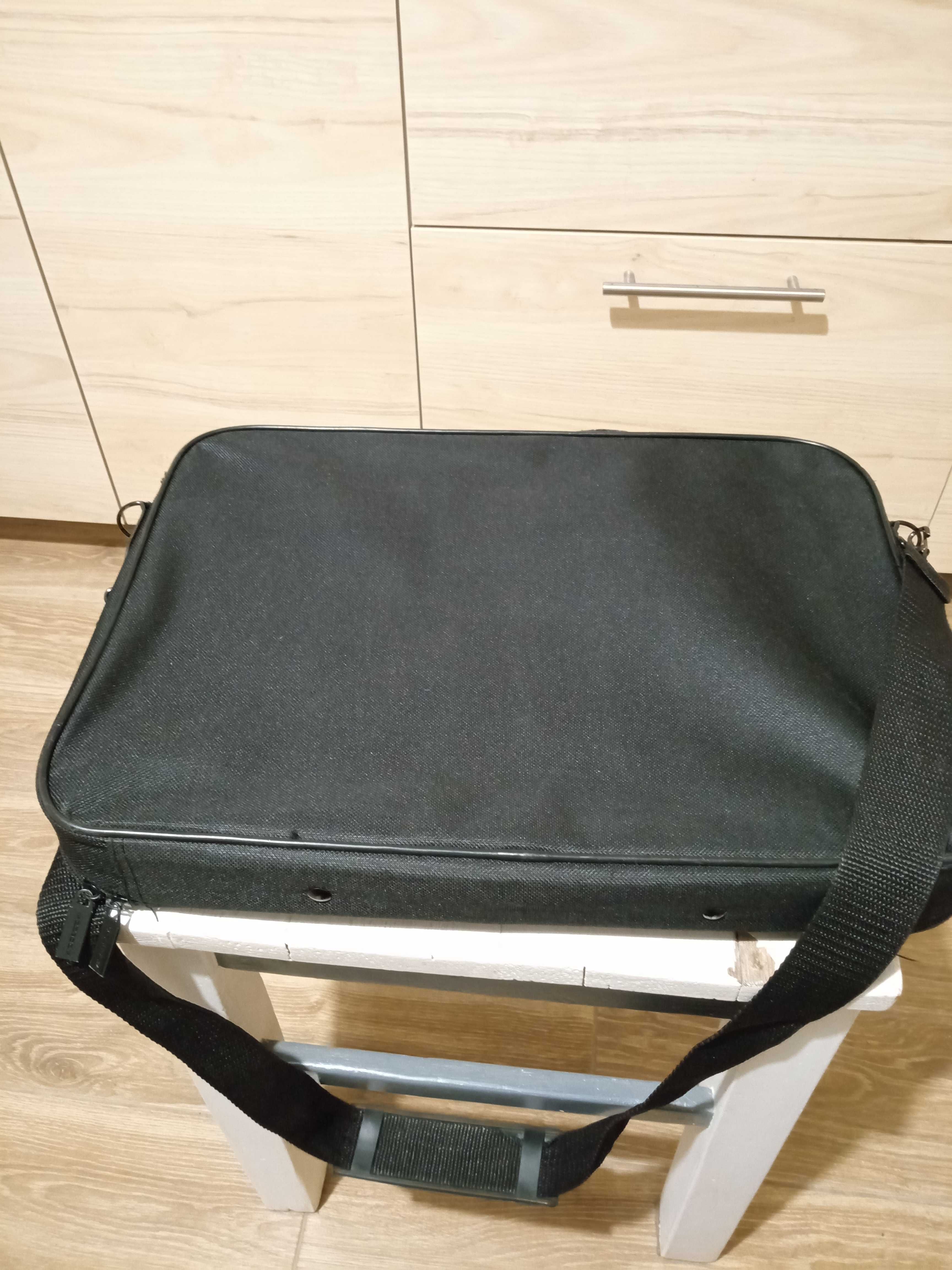 Torba na laptop Modecom.