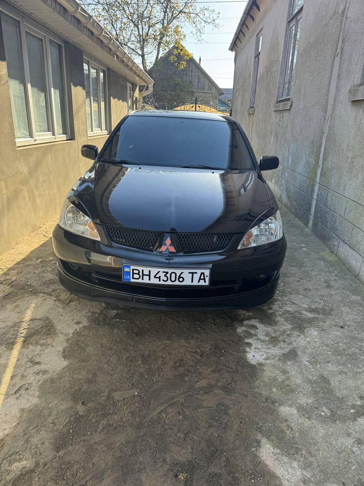Mitsubishi Lancer 9 2.0  В доброму стані
