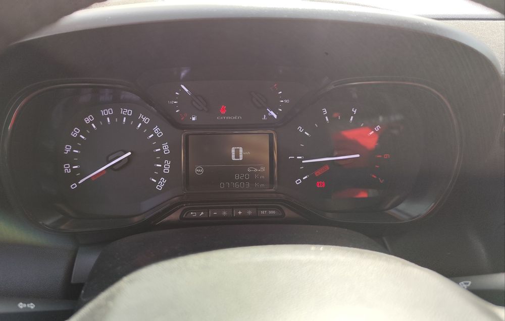 2023 80m km Citroen C3