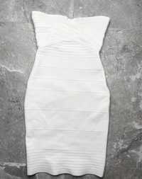 Белое бандажное утягивающее  платье в стиле Herve Leger