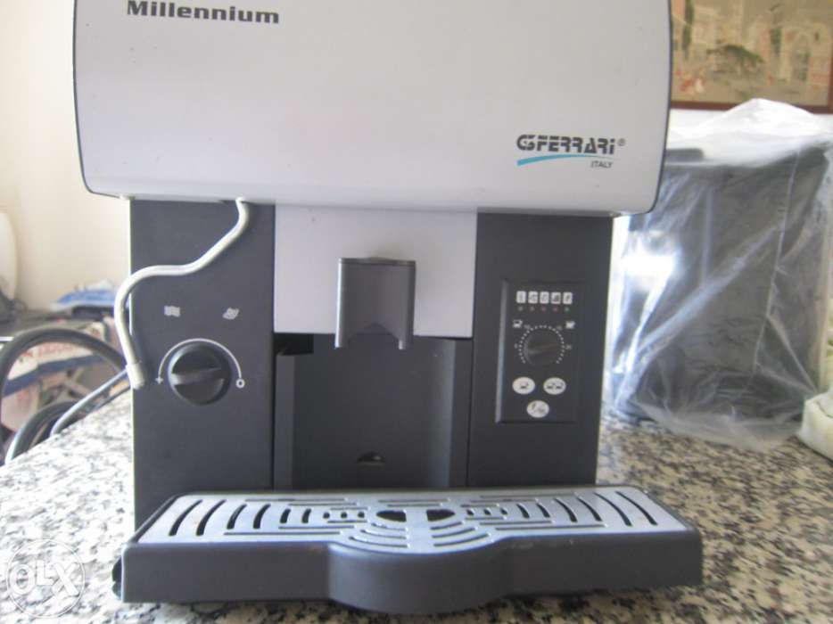 Máquina de café millenium g ferrari italy