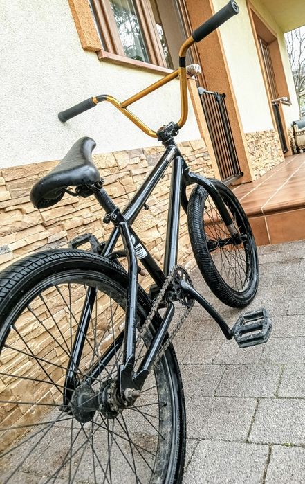 Bmx rower w dobrym stanie Mongoose legion L10