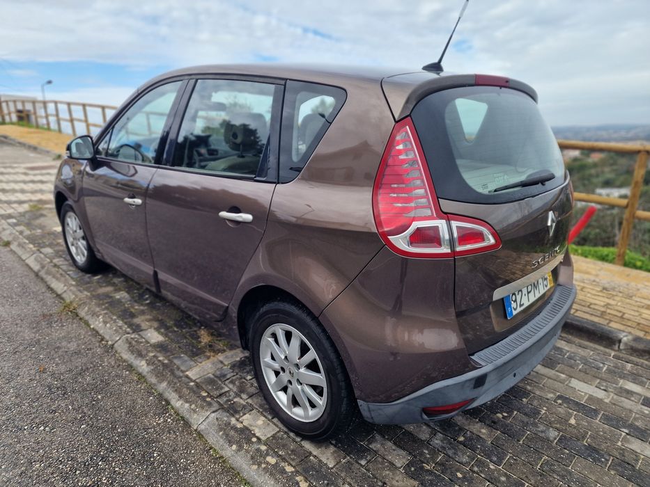 Renault Scenic 2011